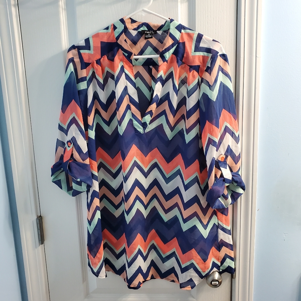 Rue21 Multicolored Chevron Print Blouse